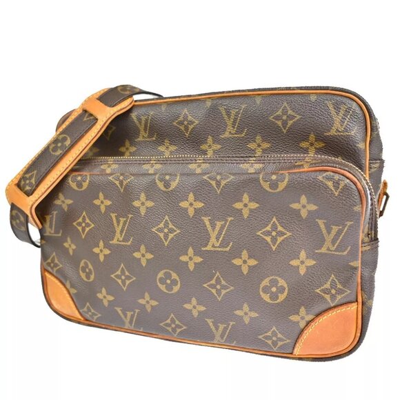 AUTHENTICITY GUARANTEED LOUIS VUITTON Nile Crossbody Shoulder Bag - Picture 1 of 16